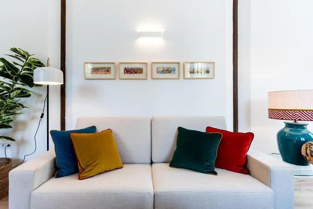 Puerta Real Home Apartment 2 塞维利亚 0*,